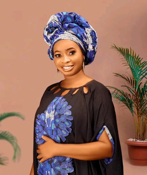 “Don’t marry a man living in a family house. You will never enjoy that marriage to its fullest” – Nigerian gospel artist advises women thumbnail